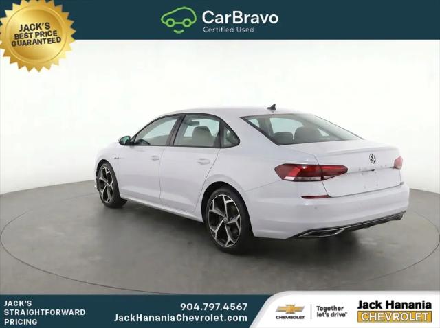 2021 Volkswagen Passat 2.0T R-Line