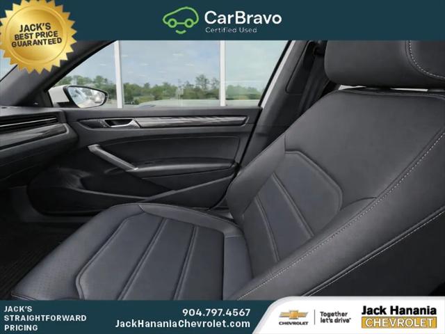 2021 Volkswagen Passat 2.0T R-Line