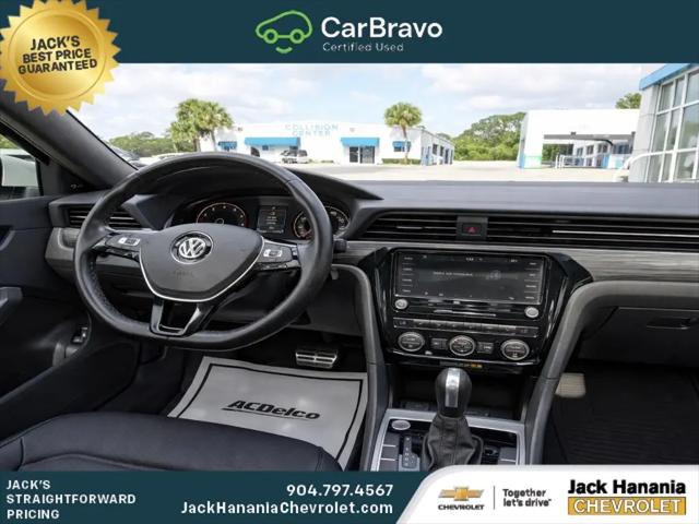 2021 Volkswagen Passat 2.0T R-Line