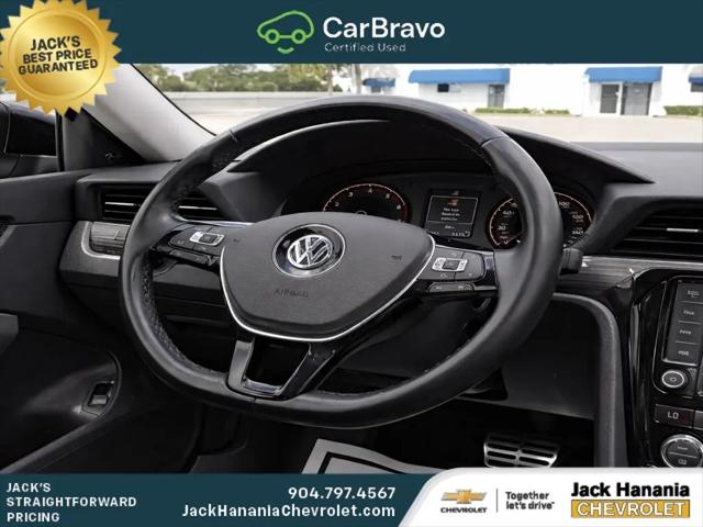 2021 Volkswagen Passat 2.0T R-Line