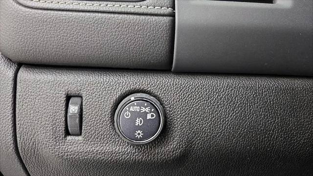 2022 GMC Canyon 2WD Crew Cab Short Box Denali