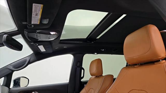 2023 Chrysler Pacifica Hybrid Pinnacle