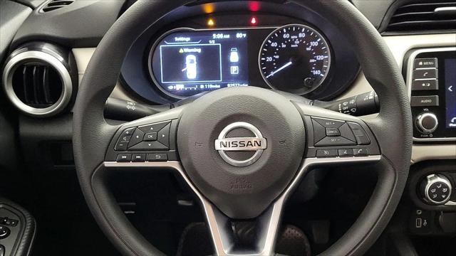 2021 Nissan Versa SV Xtronic CVT