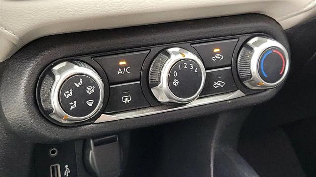 2021 Nissan Versa SV Xtronic CVT