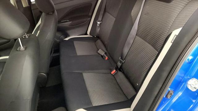 2021 Nissan Versa SV Xtronic CVT