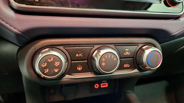 2024 Nissan Versa 1.6 SV
