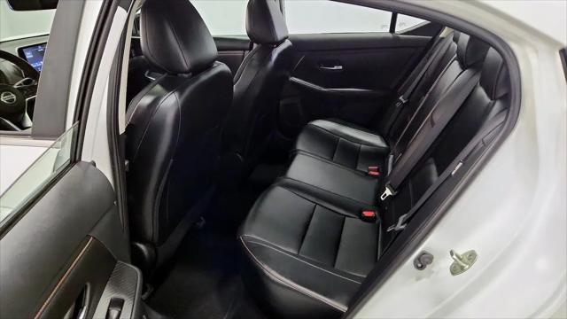 2023 Nissan Sentra SR Xtronic CVT
