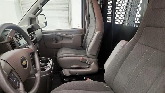 2024 Chevrolet Express Cargo Van RWD 2500 Regular Wheelbase WT