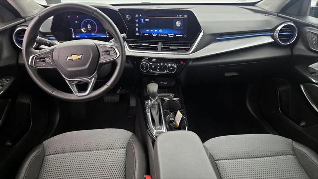 2025 Chevrolet Trax FWD LT