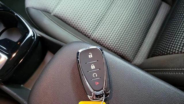 2025 Chevrolet Trax FWD LT