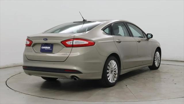 2015 Ford Fusion Hybrid SE