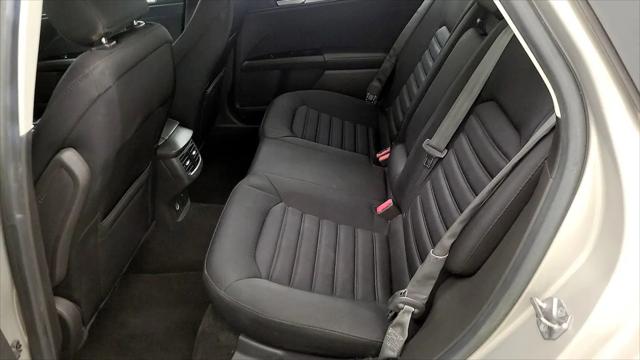 2015 Ford Fusion Hybrid SE