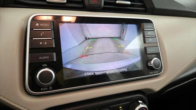 2021 Nissan Versa SV Xtronic CVT