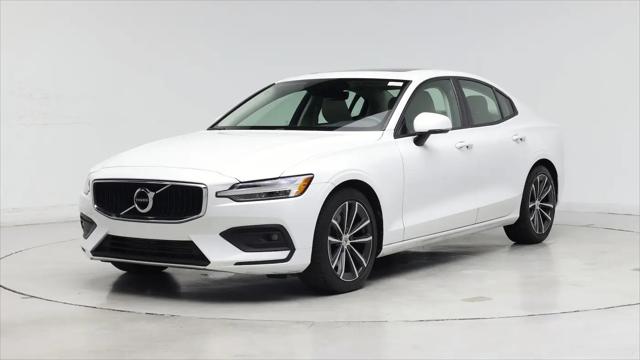 2021 Volvo S60 T5 Momentum