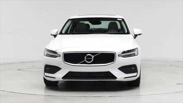 2021 Volvo S60 T5 Momentum