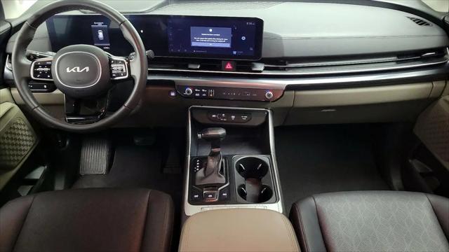 2025 Kia Carnival MPV LXS