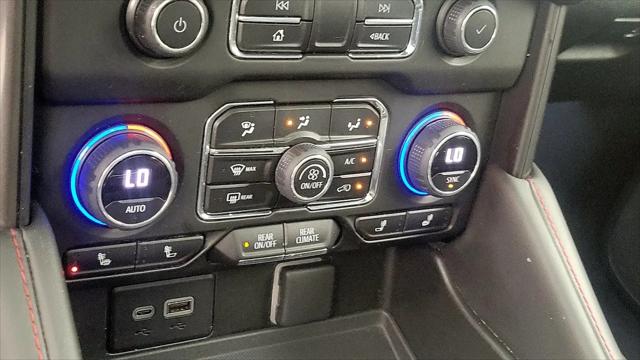 2023 Chevrolet Suburban 4WD RST