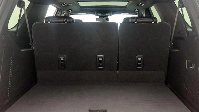 2023 Chevrolet Suburban 4WD RST