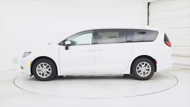 2017 Chrysler Pacifica LX