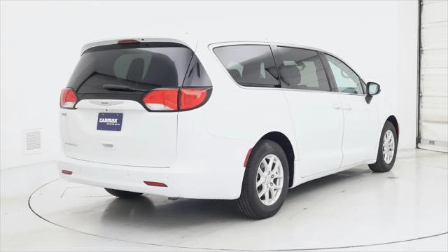 2017 Chrysler Pacifica LX