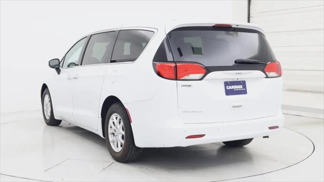 2017 Chrysler Pacifica LX