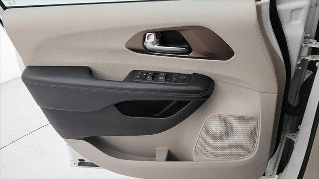 2017 Chrysler Pacifica LX