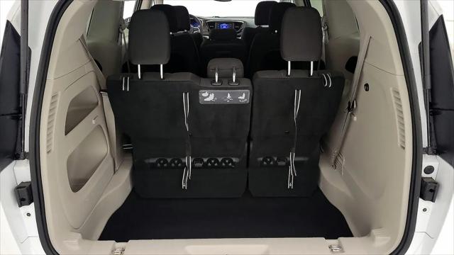 2017 Chrysler Pacifica LX