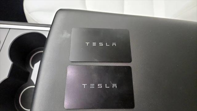 2022 Tesla Model 3 Long Range Dual Motor All-Wheel Drive