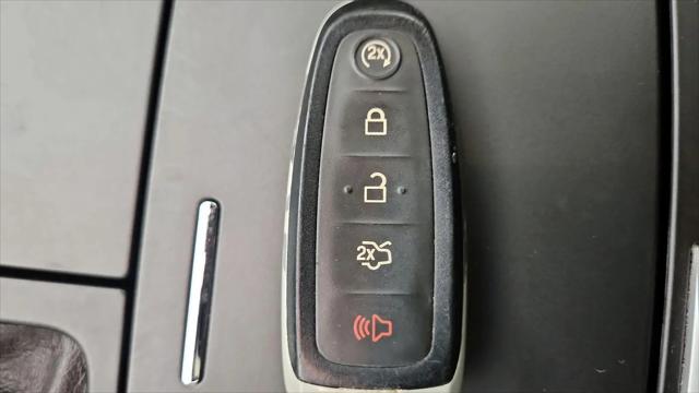 2015 Ford Taurus SEL