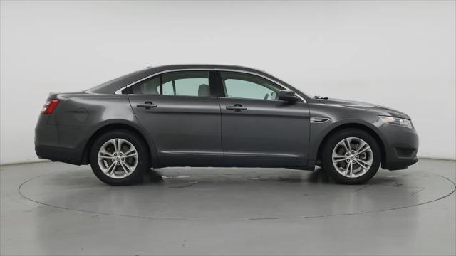 2018 Ford Taurus SE