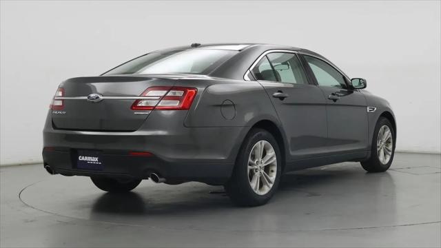 2018 Ford Taurus SE
