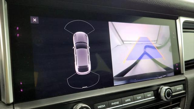 2020 Porsche Macan Macan