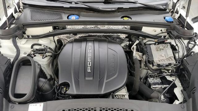 2020 Porsche Macan Macan