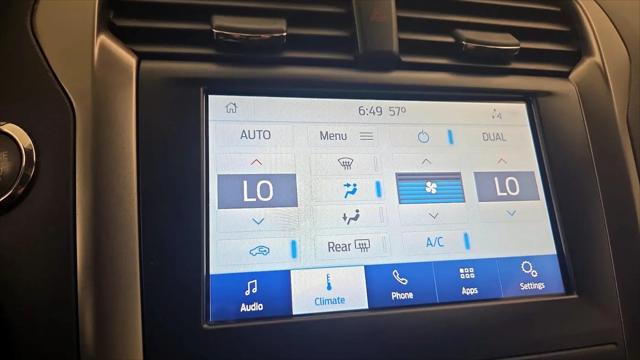 2020 Ford Fusion SE