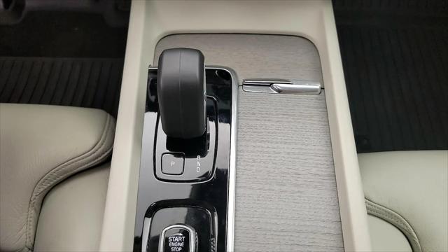 2023 Volvo S60 B5 Ultimate Bright Theme