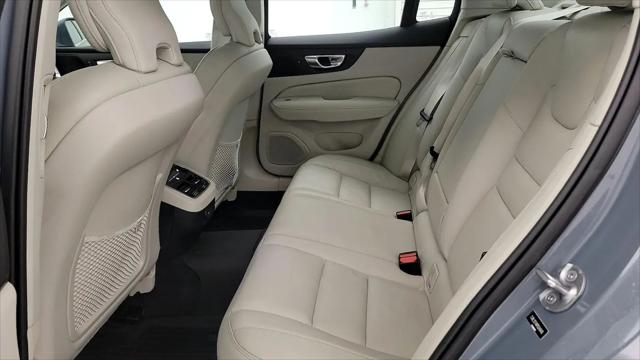 2023 Volvo S60 B5 Ultimate Bright Theme