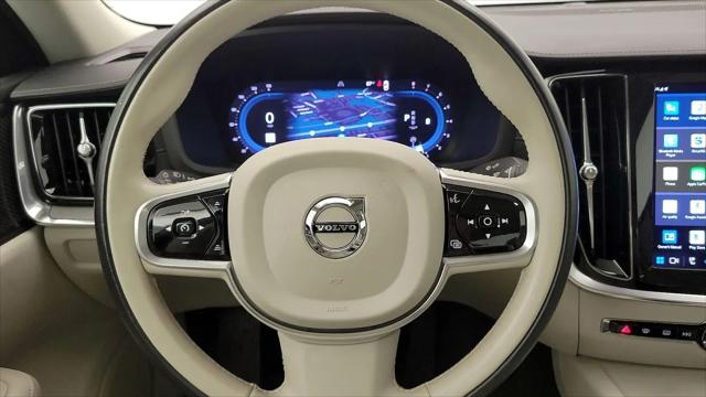 2023 Volvo S60 B5 Ultimate Bright Theme