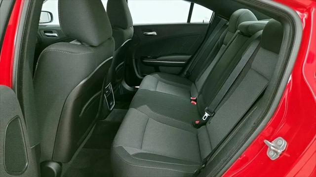 2017 Dodge Charger SXT RWD