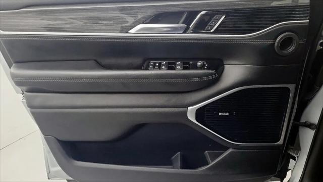 2022 Jeep Wagoneer Series III 4x4