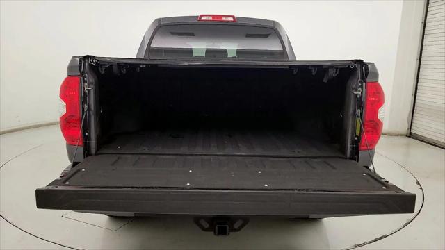 2016 Toyota Tundra SR5 5.7L V8
