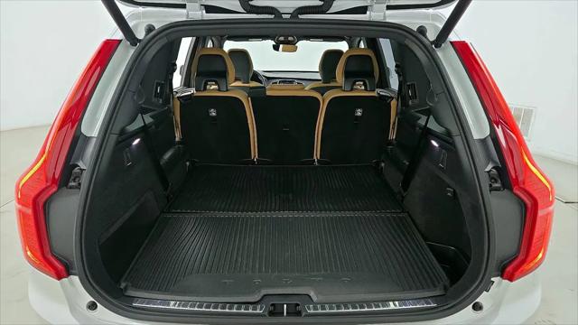 2024 Volvo XC90 B6 Ultimate Bright Theme 7-Seater