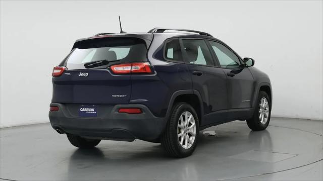 2016 Jeep Cherokee Sport