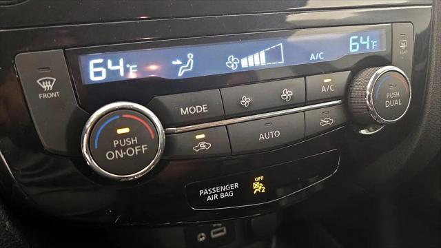 2022 Nissan Rogue Sport SL AWD Xtronic CVT
