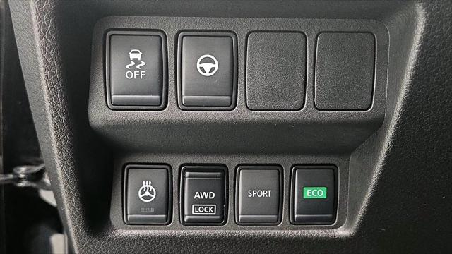 2022 Nissan Rogue Sport SL AWD Xtronic CVT