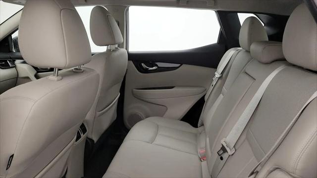 2022 Nissan Rogue Sport SL AWD Xtronic CVT