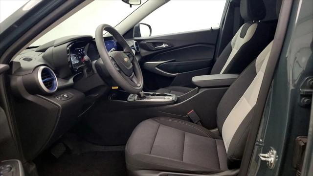 2025 Chevrolet Trax FWD LS