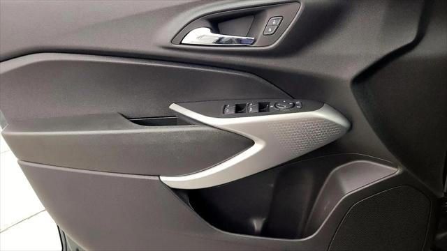 2025 Chevrolet Trax FWD LS
