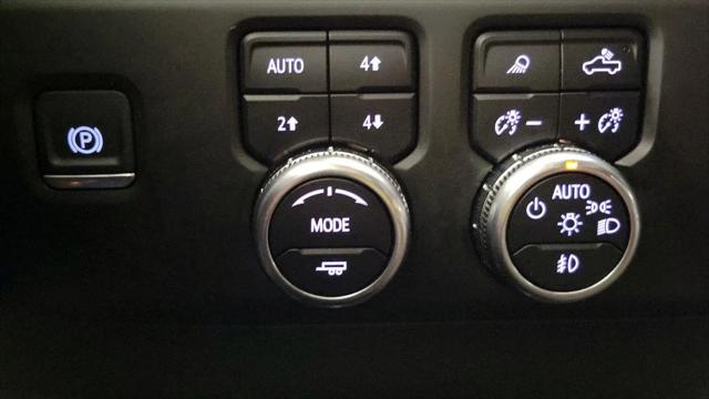 2024 GMC Sierra 1500 4WD Crew Cab Short Box AT4