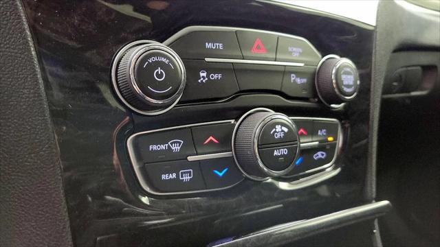 2023 Chrysler 300 Touring L