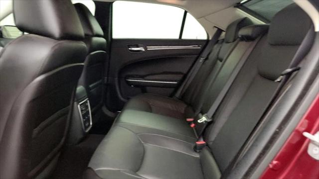 2023 Chrysler 300 Touring L